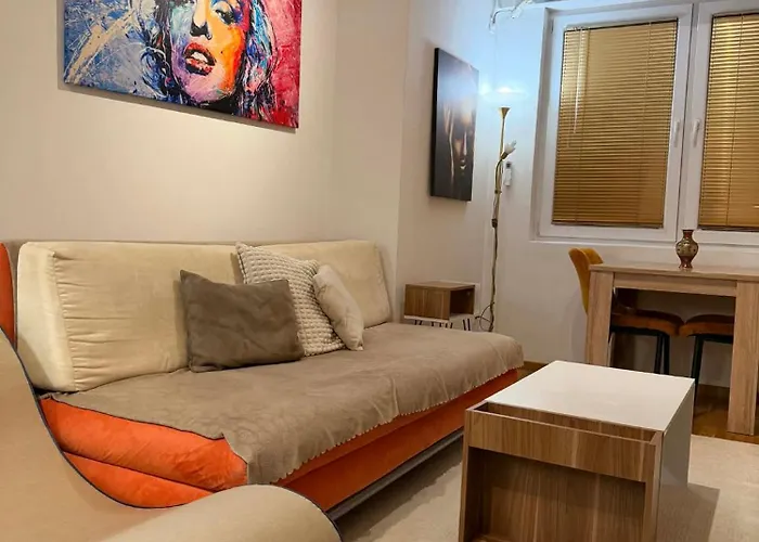 Debar Maalo Urban 스코페